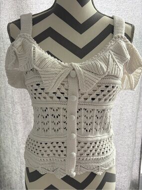 Blu Pepper Cream Crochet Knit Tank Top with Scalloped Trim